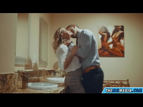 ❤️ Rehefa mamitaka anao ao amin'ny trano fidiovana ho an'ny besinimaro ny blonde be busty ️❌ Vaovao amin'ny mg.xxxnd-com.ru ❌️